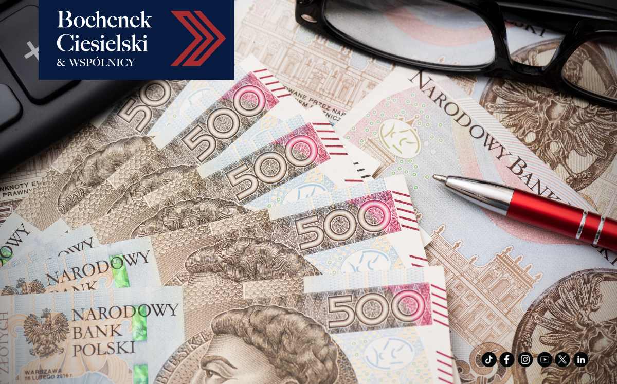 Figura Temidy jako symbol sprawiedliwości – w tle temat: bank BNP Paribas pozywa frankowiczów, sprawy sądowe i ochrona praw kredytobiorców.