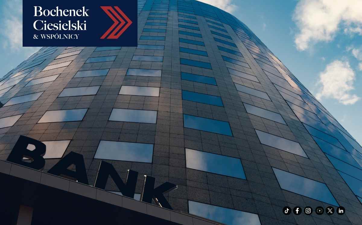 Nowoczesny budynek bankowy symbolizujący Getin Noble Bank – tło do informacji o skutkach upadłości banku dla frankowiczów.
