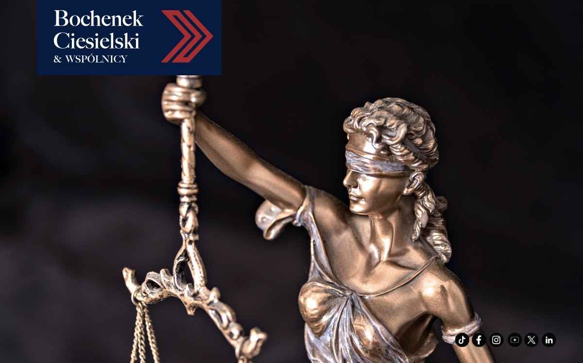 Posąg Temidy symbolizujący sprawiedliwość i prawo – kancelaria Bochenek Ciesielski & Wspólnicy