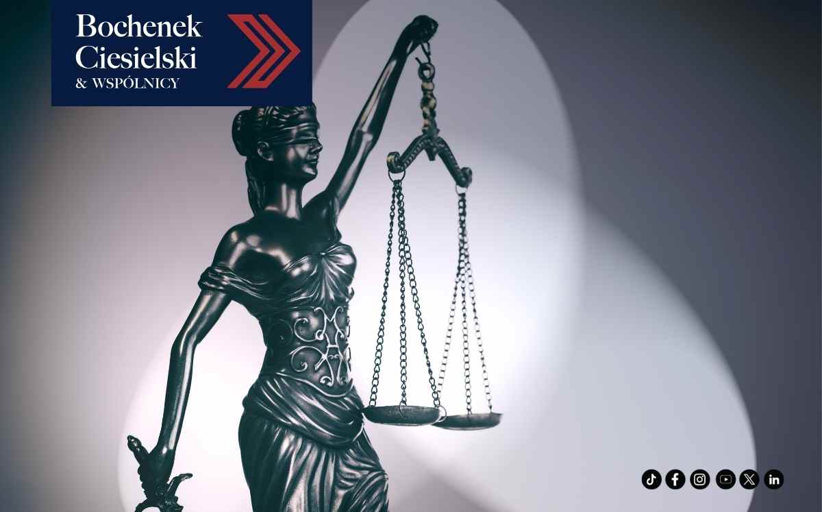 Statua Temidy z wagą sprawiedliwości – symbol prawa i bezstronności sądów.